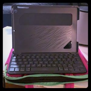 Bluetooth keyboard